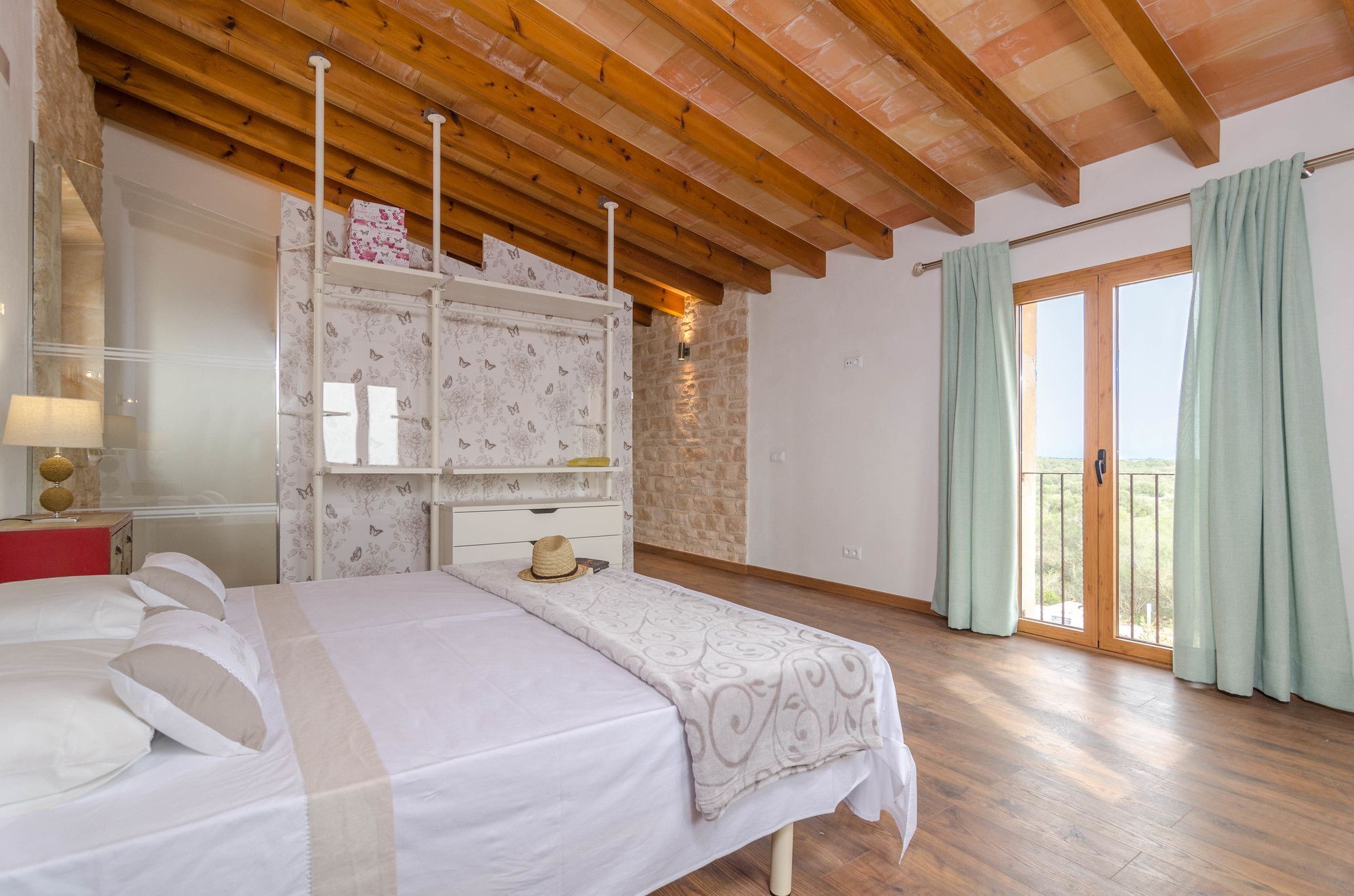 Pleta Comuna Hotel 4*